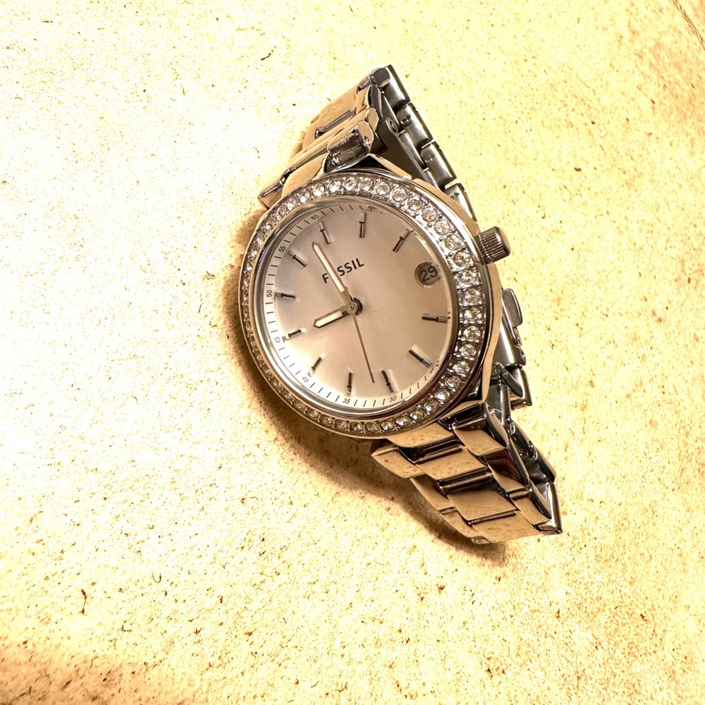 Fossil Watch - Picture 4 of 4
